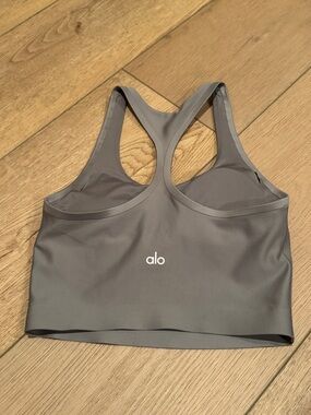 ALO Yoga Racerback Sports Bra in Gray